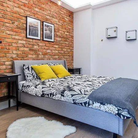 No2 Apartment *